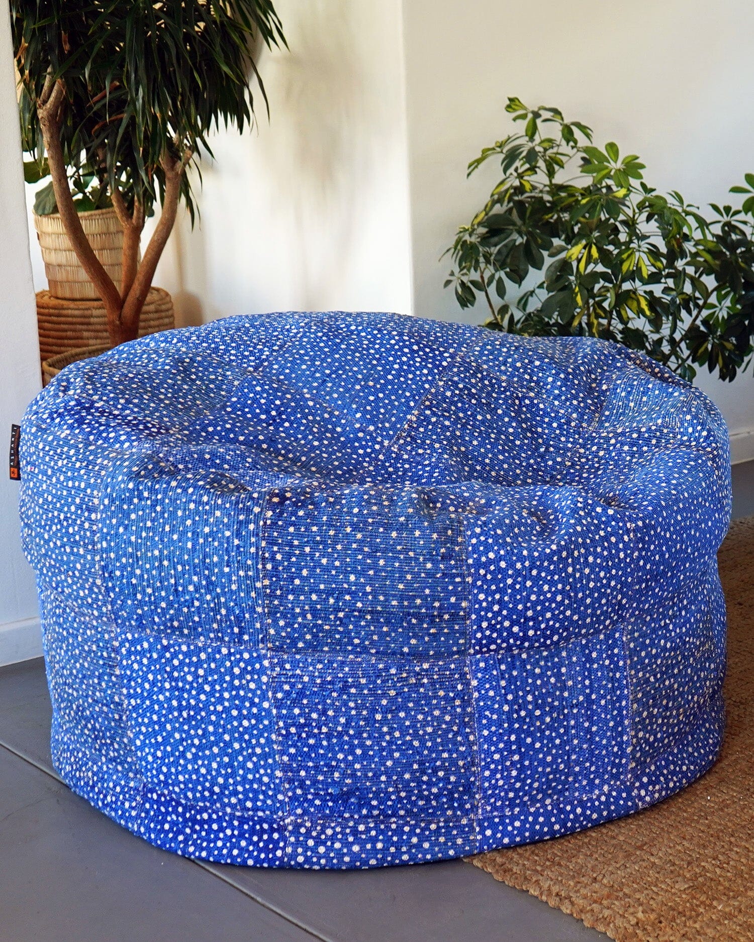 Limited Edition - Big BoriBori Bean Bag AshantiDesign Filled (SA Only) Blue Polka Dot 